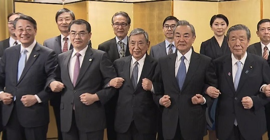 【は？】日中友好議連、北京でパンダ貸与を要請　森山幹事長は議連所属の若手国会議員の年内訪中も打診