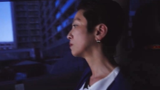 麻生太郎氏「2千年にわたって同じ民族が、同じ言語で、同じ一つの王朝を保ち続けている国など世界中に日本しかない」→ 蓮舫さん「だから？」