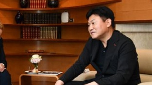 （ ´_ゝ`）楽天三木谷社長「高市早苗に警告を送った」「まだ返事は届いていません」