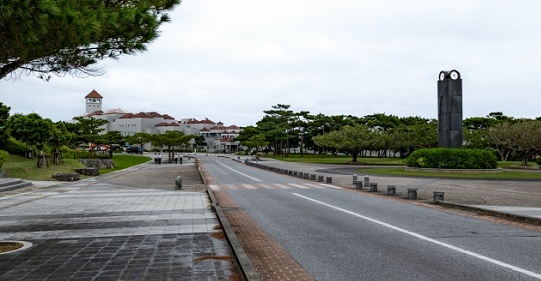 【悲報】全国各地の高校のHPから沖縄修学旅行の様子が次々消される　活動家が講師となり生徒を基地反対協議会のテントに連れ込む、体験学習と称しフェンスにリボンを結びつける（違法行為）などなど