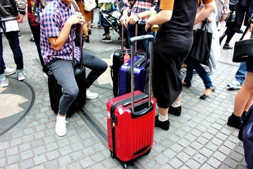 “수수료 올리고 규제 강화하더니…” 외국인 노동자들이 일본을 외면하기 시작한 이유